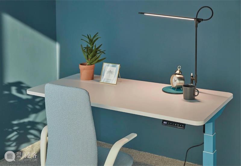 海沃氏青少年学习桌椅套装，助力学习与健康 青少年 海沃氏 桌椅 套装 系列 电视剧 社会 教育部 政策 市场 崇真艺客