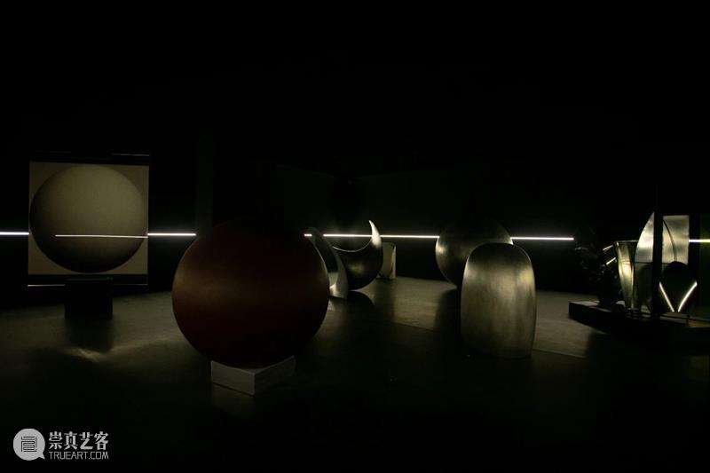 PAM访谈|广煜:平面的感知 平面 广煜 PAM 九层塔 形式 狂想 刘韡 个展 设计师 北京 崇真艺客