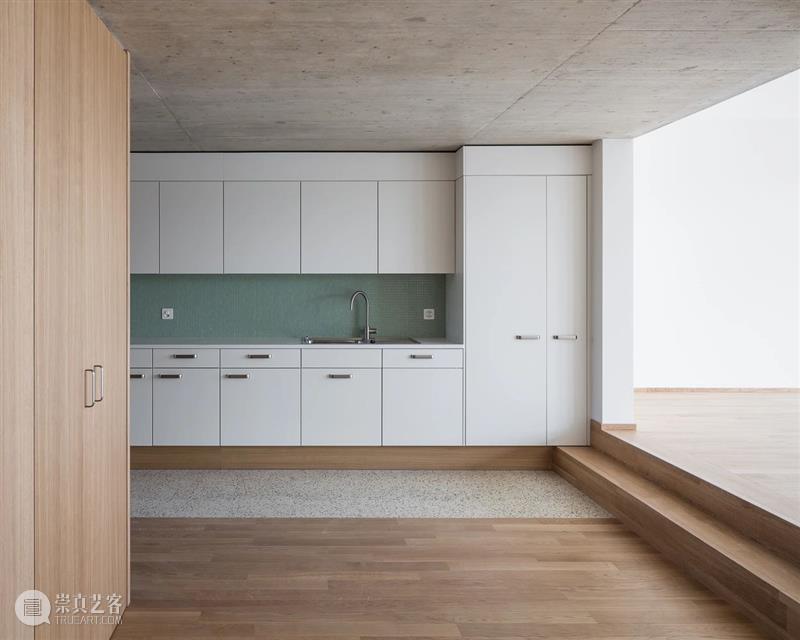 水平性，洛桑街公寓扩建 / Lacroix Chessex 洛桑街 水平性 公寓 屋顶 项目 日内瓦 郊区 建筑 湖景房 负荷 崇真艺客