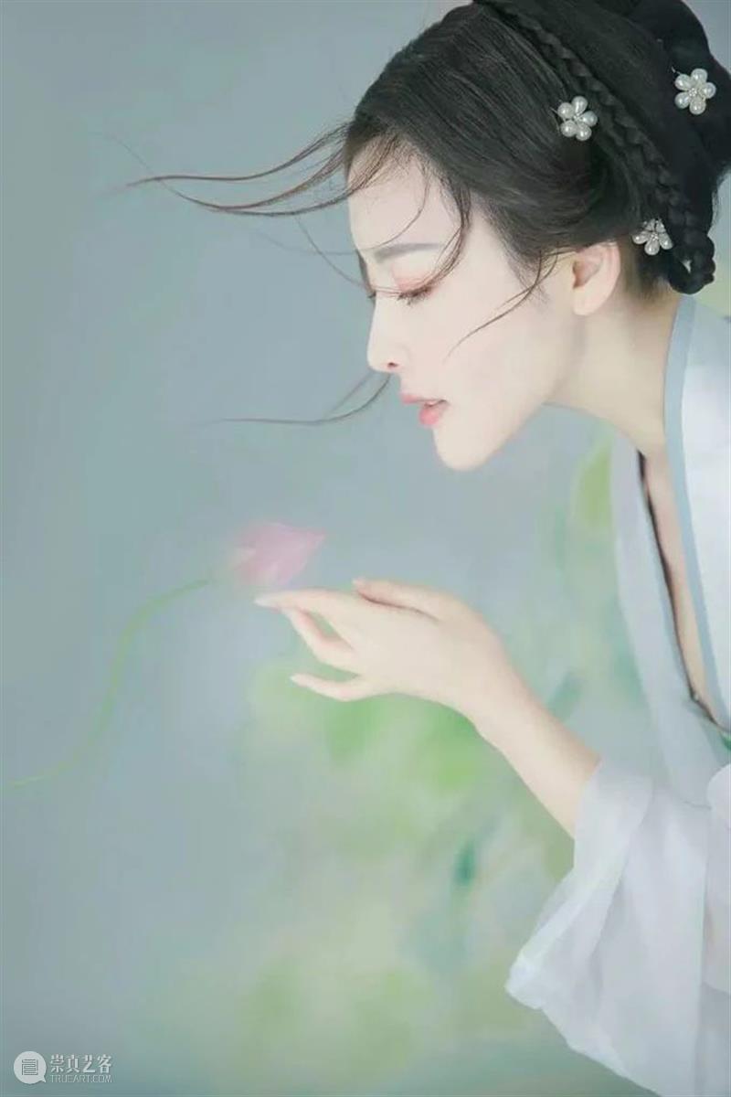 摄影丨中国古风摄影,简洁优美,意境十足 古风 意境 中国 上方 中国舞台美术学会 右上 星标 本文 国际 艺术 崇真艺客