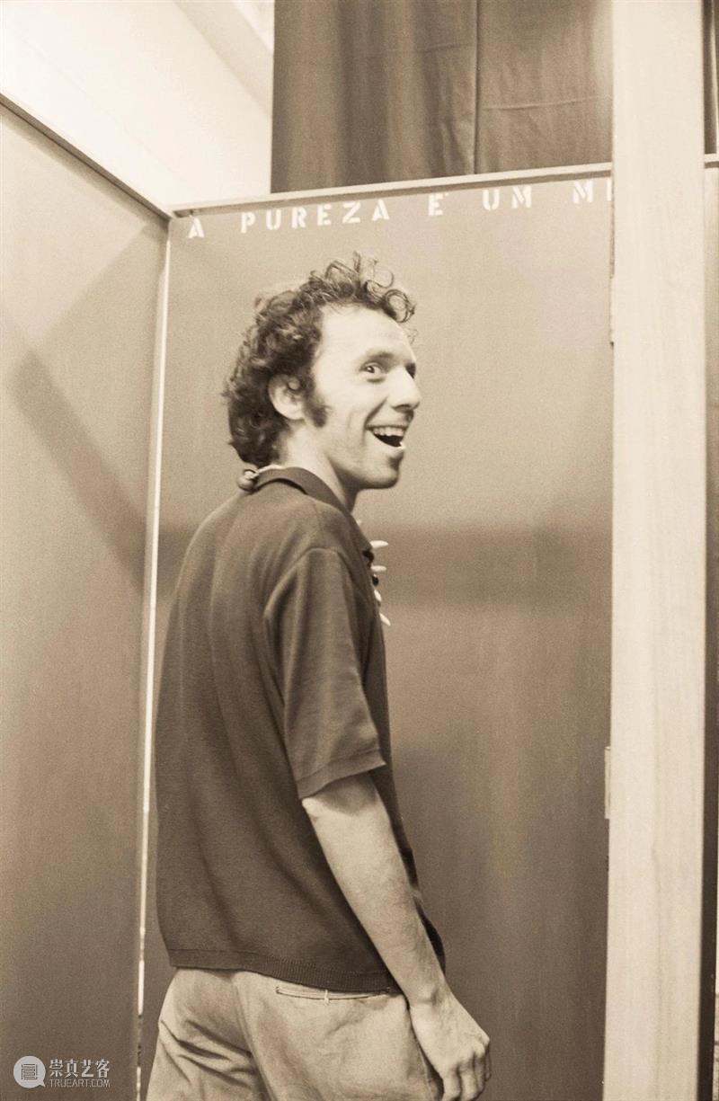 颜色-时间-空间: 何里欧·奥迪塞卡 (Hélio Oiticica) 的一生 Hélio Oiticica 何里欧 奥迪 空间 一生 颜色 时间 Motion Shanghai 崇真艺客