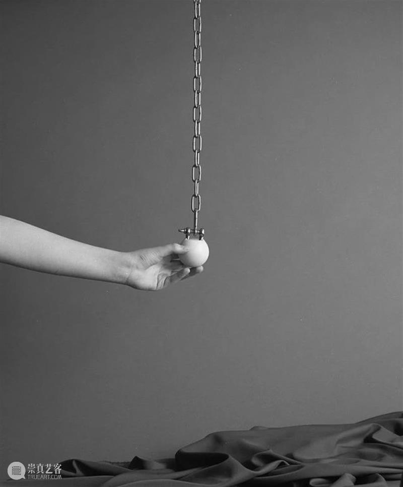 对话 | Joanna Piotrowska 一个人可以拍摄情绪吗？ Joanna Piotrowska 一个人 情绪 Untitled 波兰 艺术家 照片 视频 人际 崇真艺客