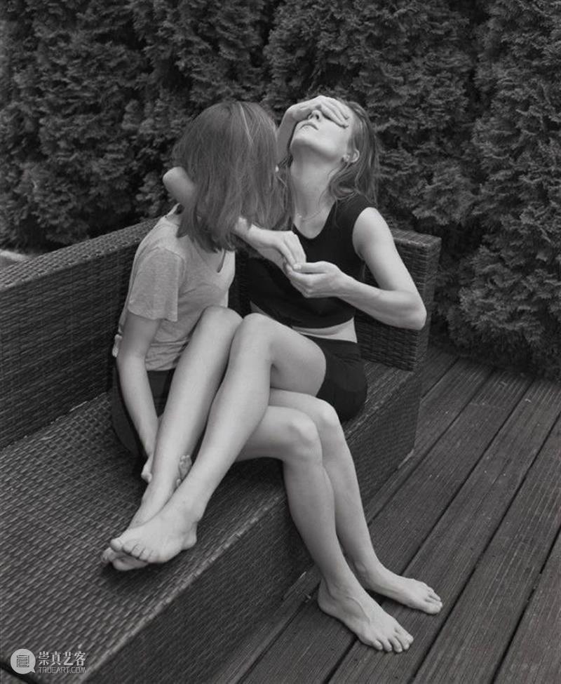 对话 | Joanna Piotrowska 一个人可以拍摄情绪吗？ Joanna Piotrowska 一个人 情绪 Untitled 波兰 艺术家 照片 视频 人际 崇真艺客