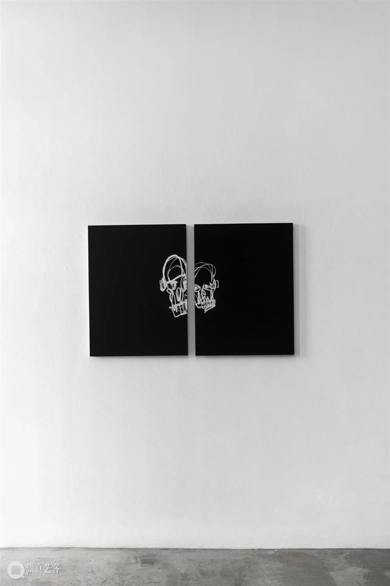 同行/没有人能直视强光 | Bernardí Roig Bernardí 同行 强光 Roig 西班牙 艺术家 作品 雕塑 灯光 装置 崇真艺客