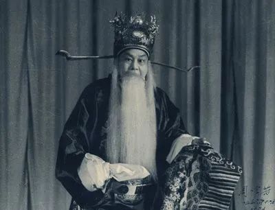 李东东｜中国京剧选本的理论体系建构：功能·批评·经典化 崇真艺客