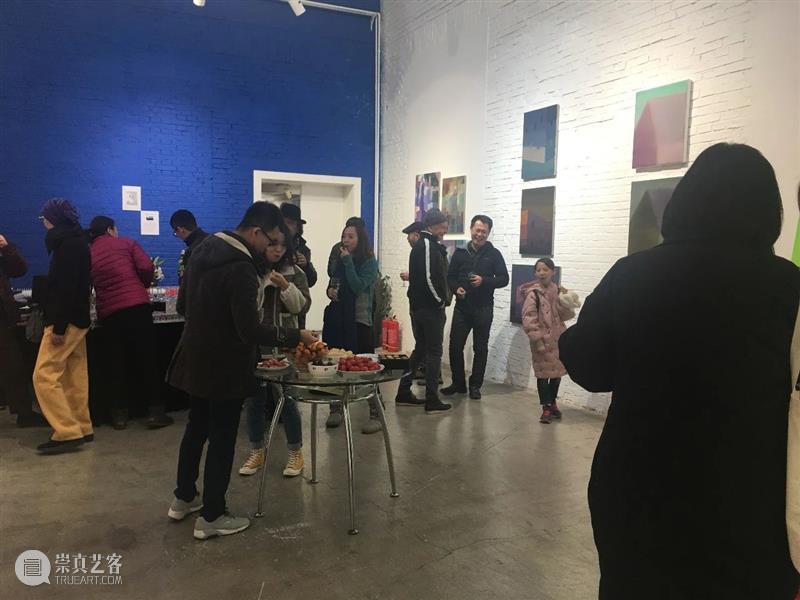 30周年 | 来自世界各地的艺术家一起交流、展览、座谈，太多有意思的活动 艺术家 世界 各地 活动 二维码 红门画廊 时间轴 Bosques 记忆 Vivian 崇真艺客