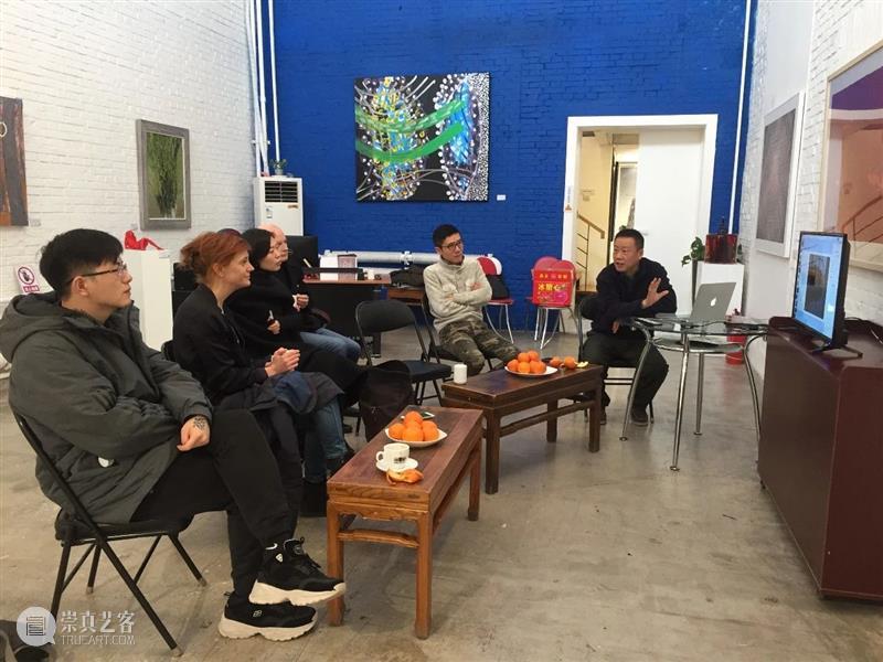30周年 | 来自世界各地的艺术家一起交流、展览、座谈，太多有意思的活动 艺术家 世界 各地 活动 二维码 红门画廊 时间轴 Bosques 记忆 Vivian 崇真艺客
