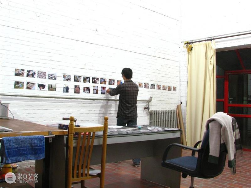 30周年 | 来自世界各地的艺术家一起交流、展览、座谈，太多有意思的活动 艺术家 世界 各地 活动 二维码 红门画廊 时间轴 Bosques 记忆 Vivian 崇真艺客