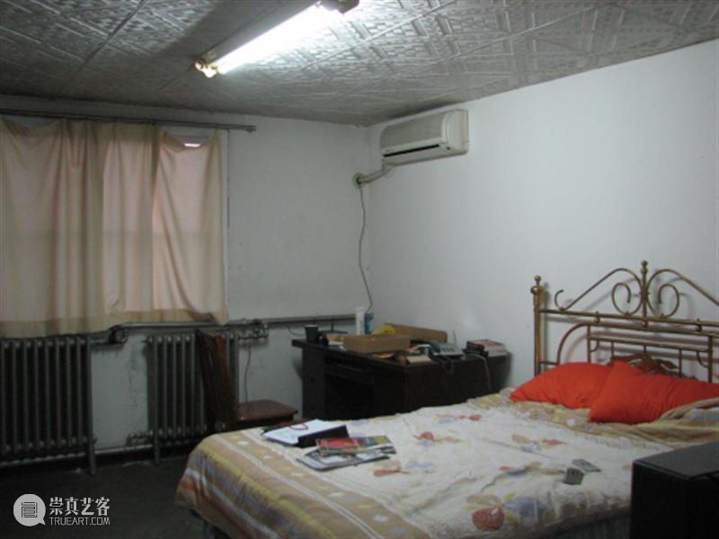 30周年 | 来自世界各地的艺术家一起交流、展览、座谈，太多有意思的活动 艺术家 世界 各地 活动 二维码 红门画廊 时间轴 Bosques 记忆 Vivian 崇真艺客