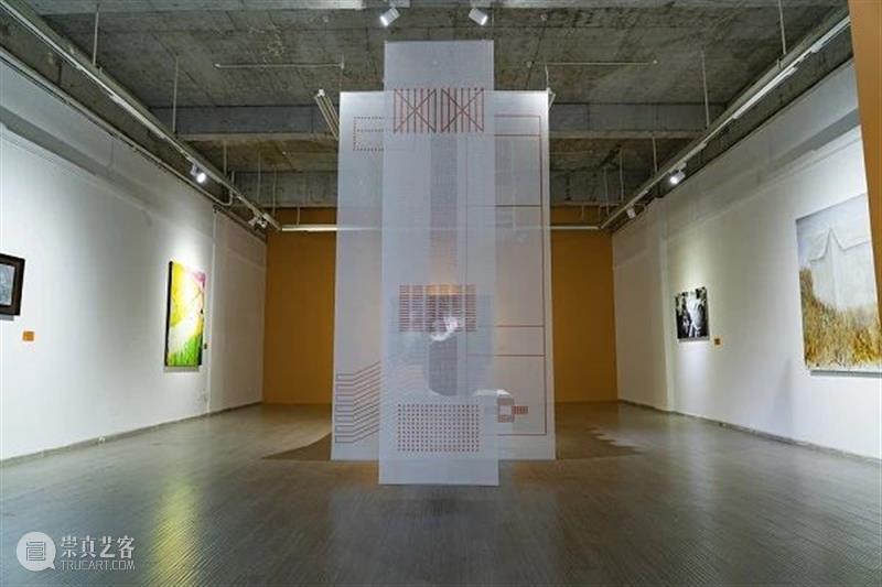 新展现场 | “内隐记忆”——第三届虎溪公社部分入驻艺术家作品展  四川美院美术馆 虎溪 公社 艺术家 作品展 内隐记忆 现场 部分 四川美术学院 特色 建筑群 崇真艺客