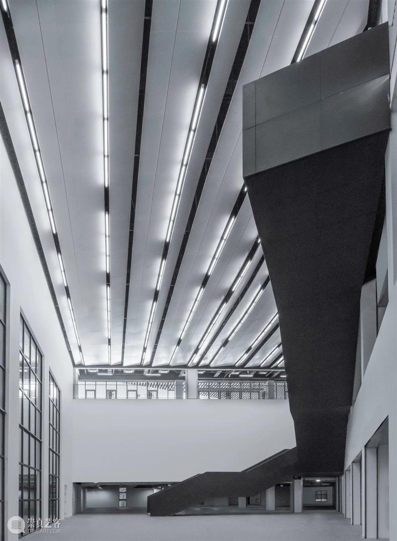 北京人大附中航天城学校 / 北京市建筑设计研究院 北京人大附中航天城学校 北京市建筑设计研究院 人大附中航天城学校 北京西北 区域 城市 自然 线上 周边 环境 崇真艺客