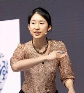 对话许力、陈良玲：两岸三地专家畅谈明清艺术鉴赏与收藏 明清 艺术 专家 陈良玲 许力 两岸三地 书画 瓷器 家具 中国 崇真艺客