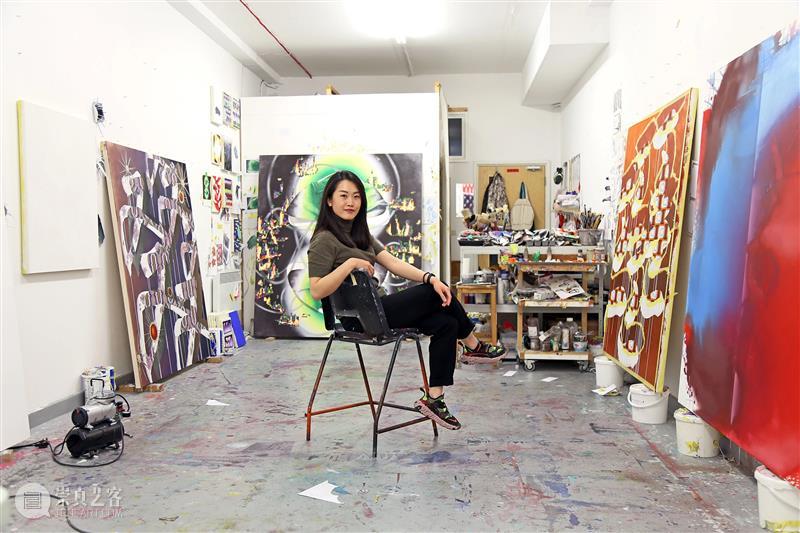 张月薇参加伦敦海沃德美术馆（Hayward Gallery）群展“Mixing It Up: Painting Today” Today 张月薇 伦敦海沃德美术馆 Mixing Gallery 群展 Centre 伦敦 策展人 拉夫 崇真艺客