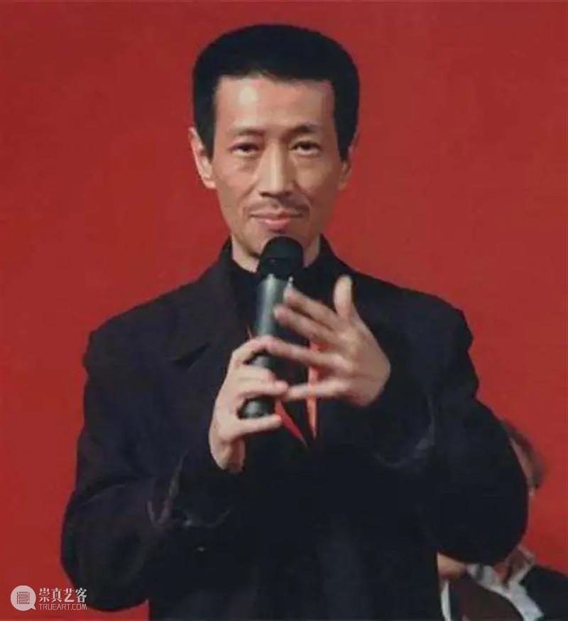 他2.7亿拍下兽首却拒不付款：一个拍卖界的“老赖”，为何被称为“民族英雄”？ 老赖 民族英雄 兽首 本文 公众 世界 华人 周刊 微信 wcweekly 崇真艺客