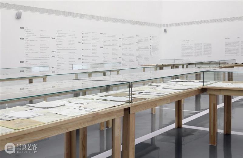 展期预告|“半路出家:鲁虹艺术档案展1978-2020”展期截至9月12日 艺术 档案 半路出家 鲁虹 展期 时间 地点 宋庄美术馆一楼 策展人 周振鹏 崇真艺客