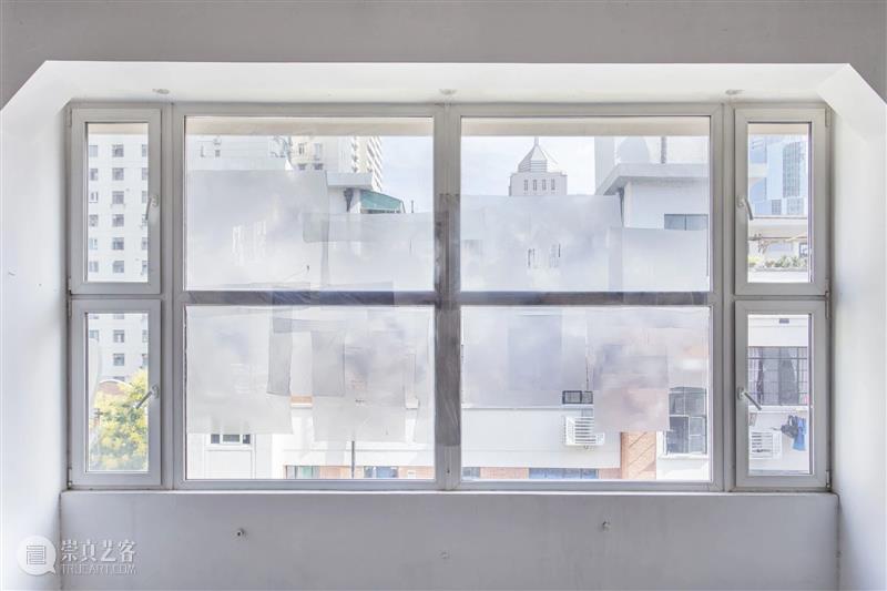 aaajiao | “我死于互联网” 展览现场 aaa jiao 互联网 现场 Internet展期 时间 Wed Sun 铜仁路 联华公寓 崇真艺客