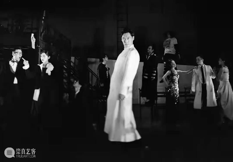 《红与黑》全国巡演!孟京辉年度大动作来了! 红与黑 孟京辉 全国 年度 大动作 于连 上流社会 命运 市长 夫人 崇真艺客