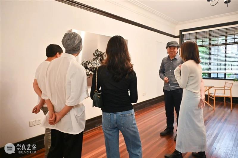 展览现场 | 「暗 火」Pale Fire ——王家增个展 现场 王家增 个展 Fire Fire王 Jiazeng 时间 熏依社画廊 地址 上海市 崇真艺客
