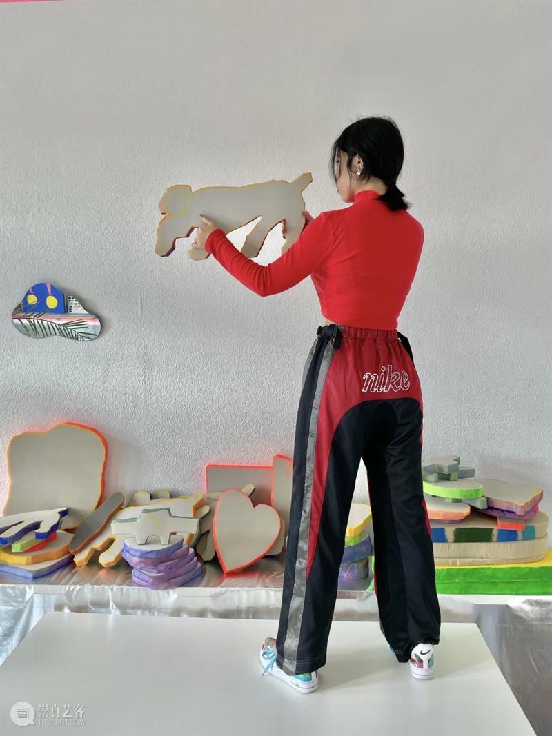 新展预告 丨 行动派 01 王若晗  ProAction 01 Ruohan Wang 王若晗 行动派 Pro Action 新展 Wang Wang展期 时间 艺术家 策展人 崇真艺客