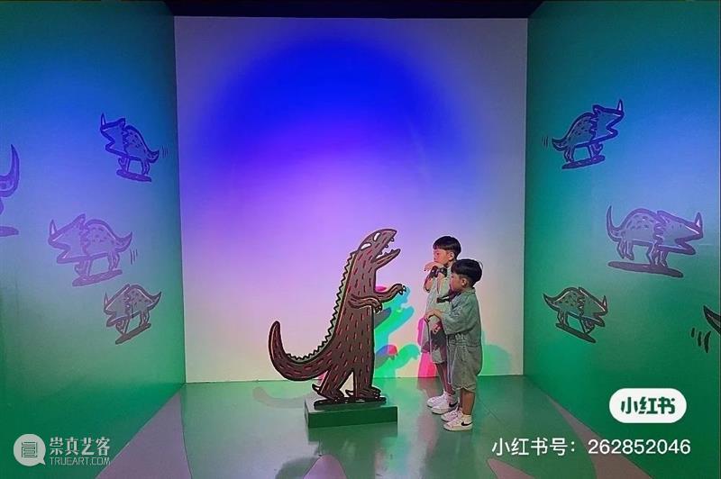 闭展回顾｜爱和善良可以把敌人变成朋友！ 敌人 朋友 LOVEHOPE 宫西达也 恐龙 艺术 特展 哈喽 霸王龙 步伐 崇真艺客