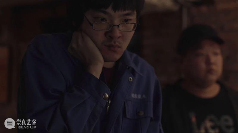 【新世纪】与时共制|蛊惑历史 ——论王拓的影像叙事 崇真艺客