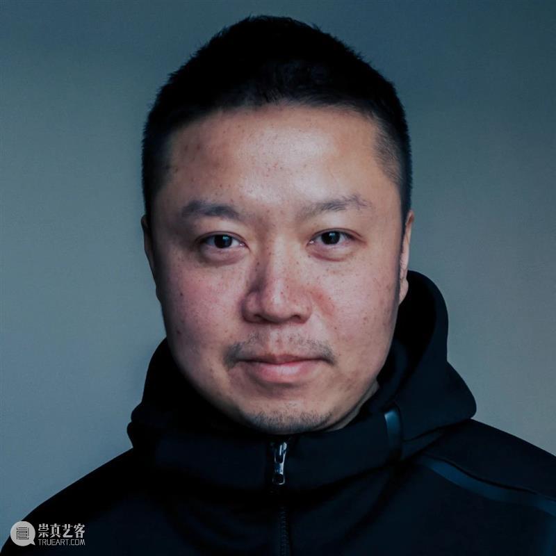 【新世纪】与时共制｜蛊惑历史 ——论王拓的影像叙事 崇真艺客
