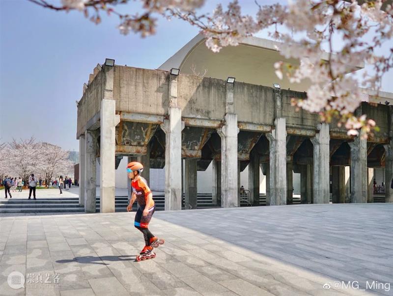 LONG餐厅 | 舌尖上的艺术品 餐厅 艺术品 LONG 舌尖 风景 滨江 堤岸 工业 风格 混凝土 崇真艺客
