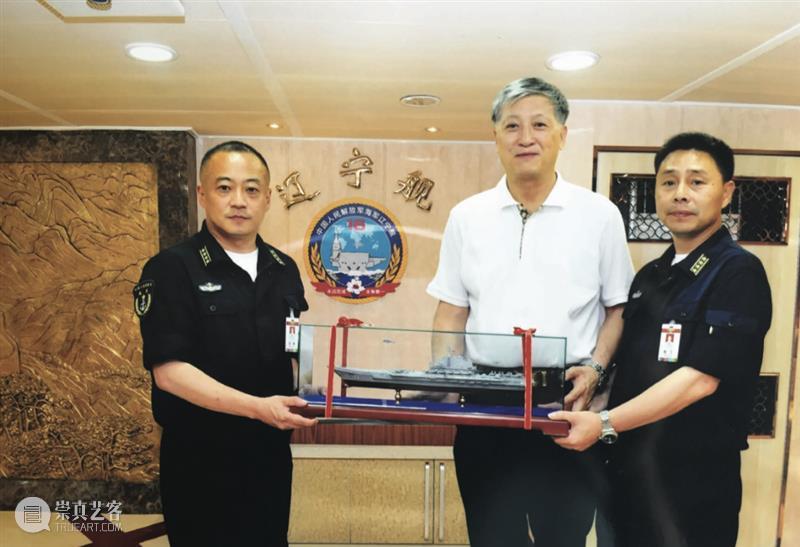 那个掏空身家买航母送给国家的人，现在怎么样了？ 航母 国家 身家 本文 公众 世界 华人 周刊 微信 wcweekly 崇真艺客