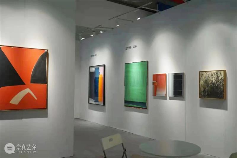 偏锋 现场 PIFO On View | 偏锋画廊在“2021艺术深圳当代艺术博览会”C06 艺术 深圳 博览会 偏锋 画廊 现场 View 艺术家 恩里科 巴赫 崇真艺客