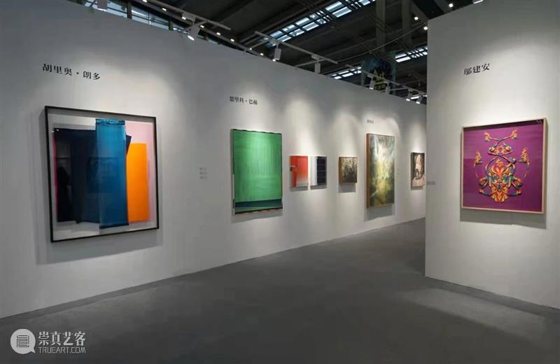 偏锋 现场 PIFO On View | 偏锋画廊在“2021艺术深圳当代艺术博览会”C06 艺术 深圳 博览会 偏锋 画廊 现场 View 艺术家 恩里科 巴赫 崇真艺客