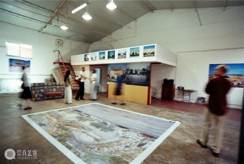 30周年 | 周军 - 在红门画廊的推荐下,我在世界各地举办多次个展 红门画廊 周军 个展 世界 各地 二维码 时间轴 Jun 记忆 中国 崇真艺客
