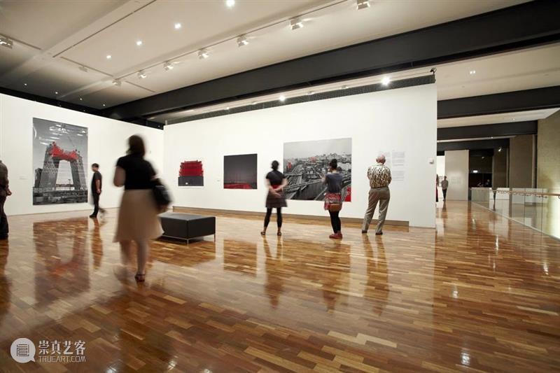 30周年 | 周军 - 在红门画廊的推荐下,我在世界各地举办多次个展 红门画廊 周军 个展 世界 各地 二维码 时间轴 Jun 记忆 中国 崇真艺客