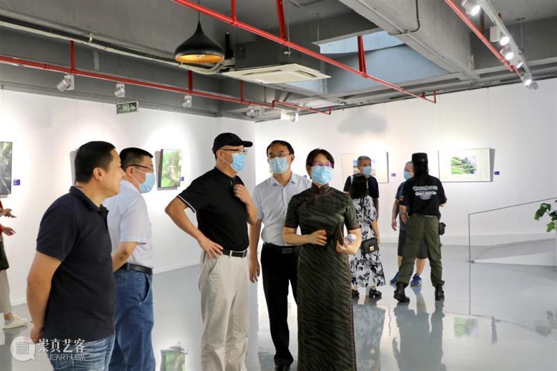 时代湾区·多彩罗湖——美术家采风写生作品展在罗湖美术馆展出 罗湖 美术馆 时代 湾区 美术家 作品展 深圳市罗湖区文学艺术界联合会 深圳市罗湖区美术家协会 罗湖美术馆 展厅 崇真艺客