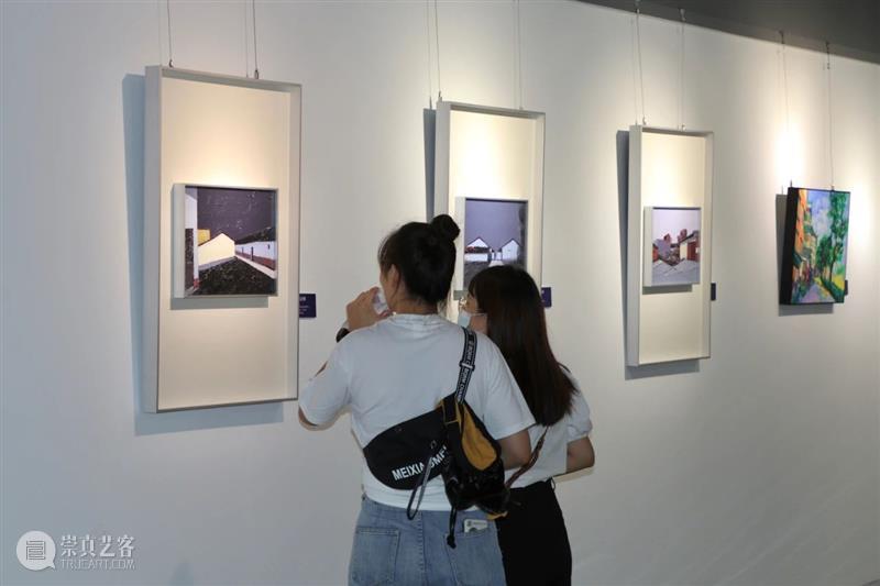 时代湾区·多彩罗湖——美术家采风写生作品展在罗湖美术馆展出 罗湖 美术馆 时代 湾区 美术家 作品展 深圳市罗湖区文学艺术界联合会 深圳市罗湖区美术家协会 罗湖美术馆 展厅 崇真艺客