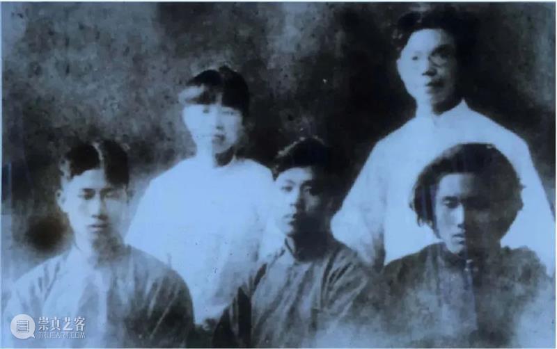 教师节丨美院人,致青春 丨美院 来源 中央美术学院 历史 美院 青春 时光 相册 学年 新青年 崇真艺客