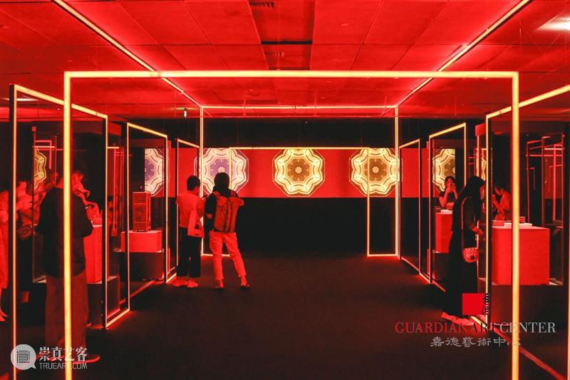 中秋将至,嘉德艺术中心三展联票优惠来啦! 嘉德艺术中心三展联票 节假日 嘉德艺术中心特推出中秋团圆三展联票优惠 大热 文艺 嘉德艺术中心 团圆三展联票故宫漆器 展+ 拉斐尔 生命 崇真艺客