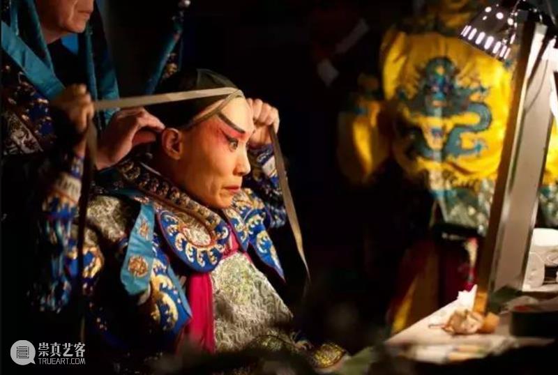 要成角儿先成人 这部话剧对得起“座儿” 角儿 话剧 座儿 战事 秋子 弃婴 心中 念头 男婴 梨园行 崇真艺客