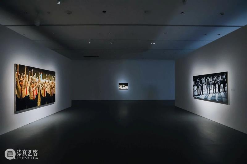 预告 | 9与11日，策展人和艺术家与你直播间见！ 艺术家 人和 一个人 画室 春秋 石海涛 舞美 剧团 地产 广告 崇真艺客