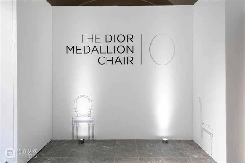 展览现场 | THE DIOR MEDALLION CHAIR 现场 米兰 Dior 全球 艺术家 设计师 法国 时装 品牌 以来 崇真艺客