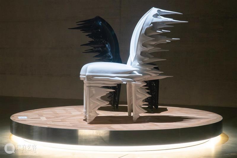 展览现场 | THE DIOR MEDALLION CHAIR 现场 米兰 Dior 全球 艺术家 设计师 法国 时装 品牌 以来 崇真艺客