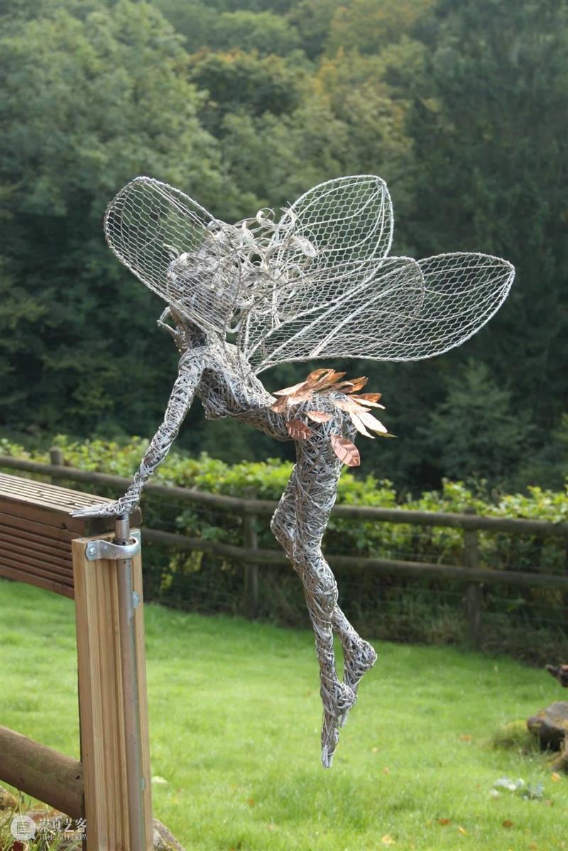 【IFA-艺术赏析】Robin Wight｜ 钢丝的雕塑作品 雕塑 钢丝 艺术 作品 IFA Wight 英国 雕塑艺术 艺术家 童话 崇真艺客