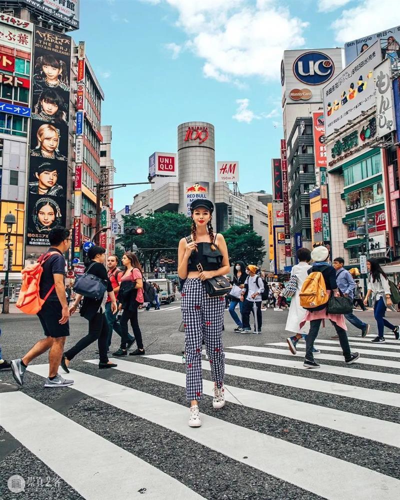 为什么别人的照片都没有路人? 路人 照片 假期 景区 人人 背景 游客 区别 主角 app 崇真艺客