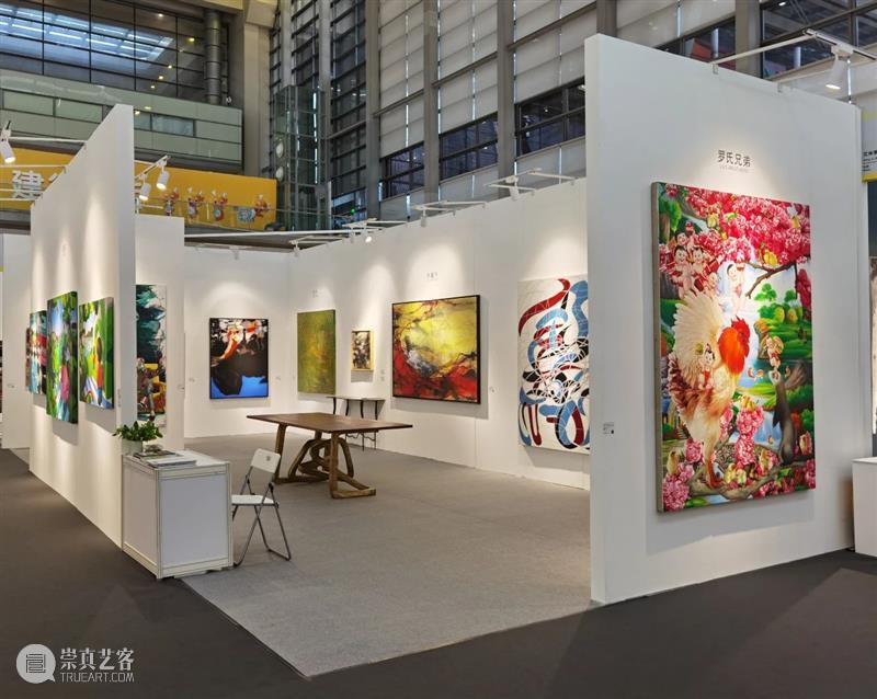 艾米李画廊·艺术深圳 | 展览现场   展位C18 艾米 李画廊 展位 现场 艺术 深圳 Day 公众 002021年 地点 崇真艺客