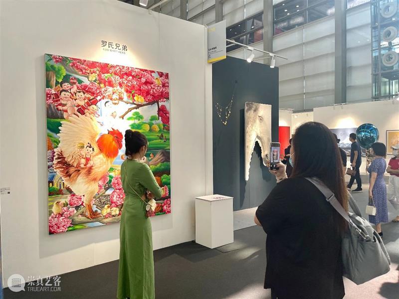 艾米李画廊·艺术深圳 | 展览现场   展位C18 艾米 李画廊 展位 现场 艺术 深圳 Day 公众 002021年 地点 崇真艺客