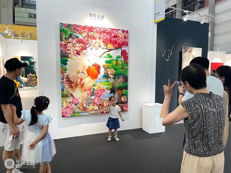 艾米李画廊·艺术深圳 | 展览现场   展位C18 艾米 李画廊 展位 现场 艺术 深圳 Day 公众 002021年 地点 崇真艺客