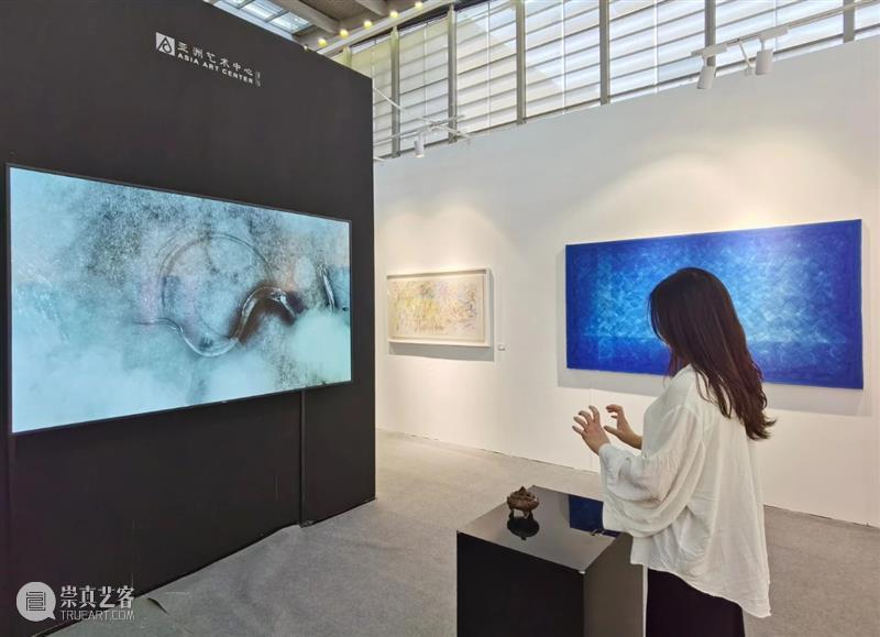 亚洲现场 | 亚洲艺术中心参展艺术深圳 | 展位B12 亚洲艺术中心 艺术 深圳 展位 现场 亚洲 Asia Center Booth 艺术家 崇真艺客