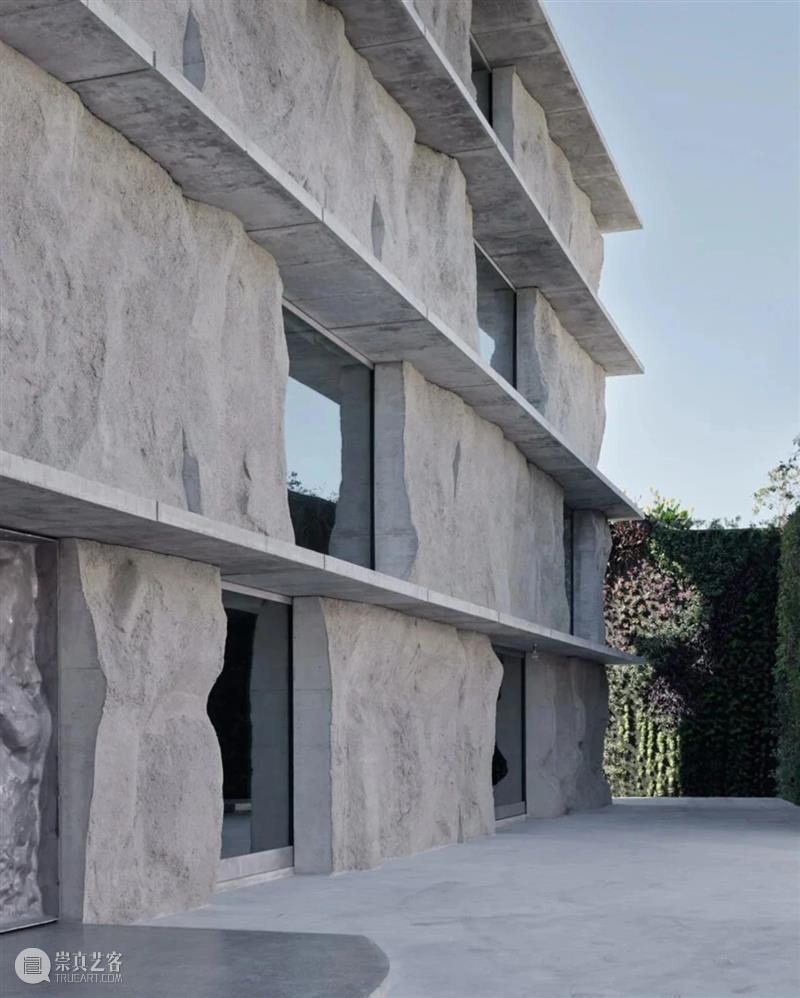 现场沙子筑模，n+1种方式造混凝土建筑 / Studio Anne Holtrop Holtrop 混凝土 建筑 方式 现场 沙子 Anne 大楼 结构 体块 崇真艺客