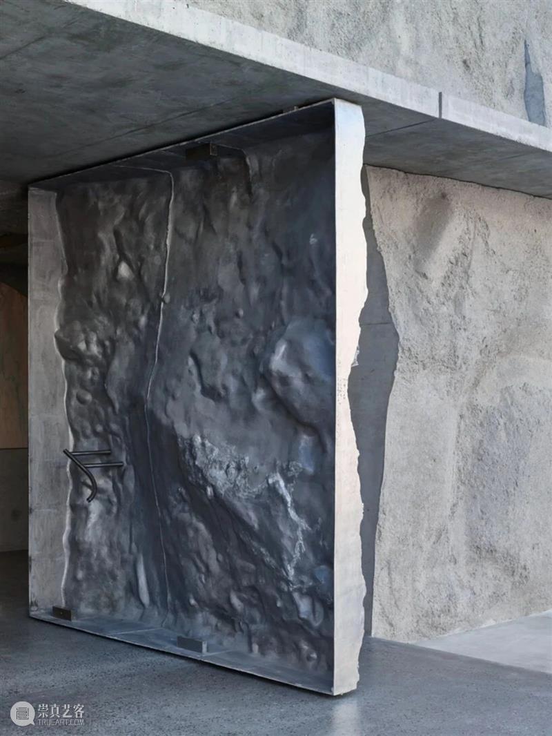现场沙子筑模，n+1种方式造混凝土建筑 / Studio Anne Holtrop Holtrop 混凝土 建筑 方式 现场 沙子 Anne 大楼 结构 体块 崇真艺客