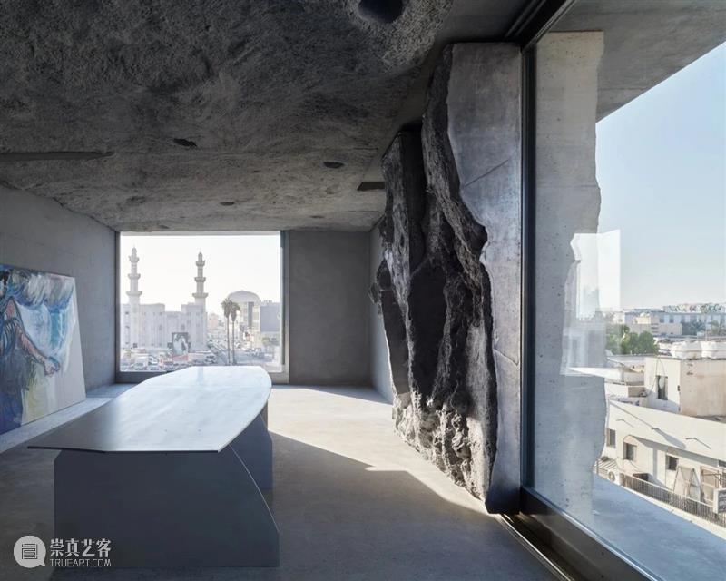 现场沙子筑模，n+1种方式造混凝土建筑 / Studio Anne Holtrop Holtrop 混凝土 建筑 方式 现场 沙子 Anne 大楼 结构 体块 崇真艺客