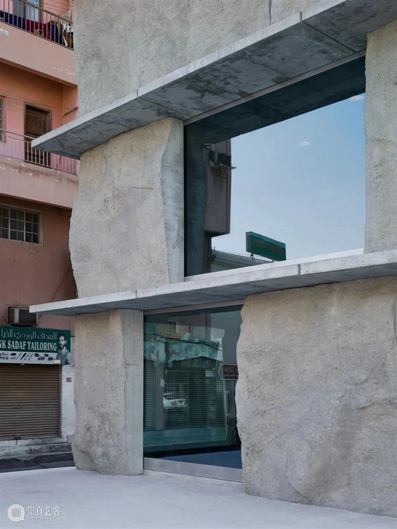 现场沙子筑模，n+1种方式造混凝土建筑 / Studio Anne Holtrop Holtrop 混凝土 建筑 方式 现场 沙子 Anne 大楼 结构 体块 崇真艺客